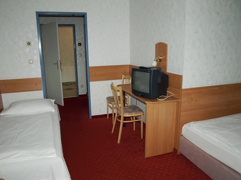 Hotel Stalehner Bécs Szoba fotó