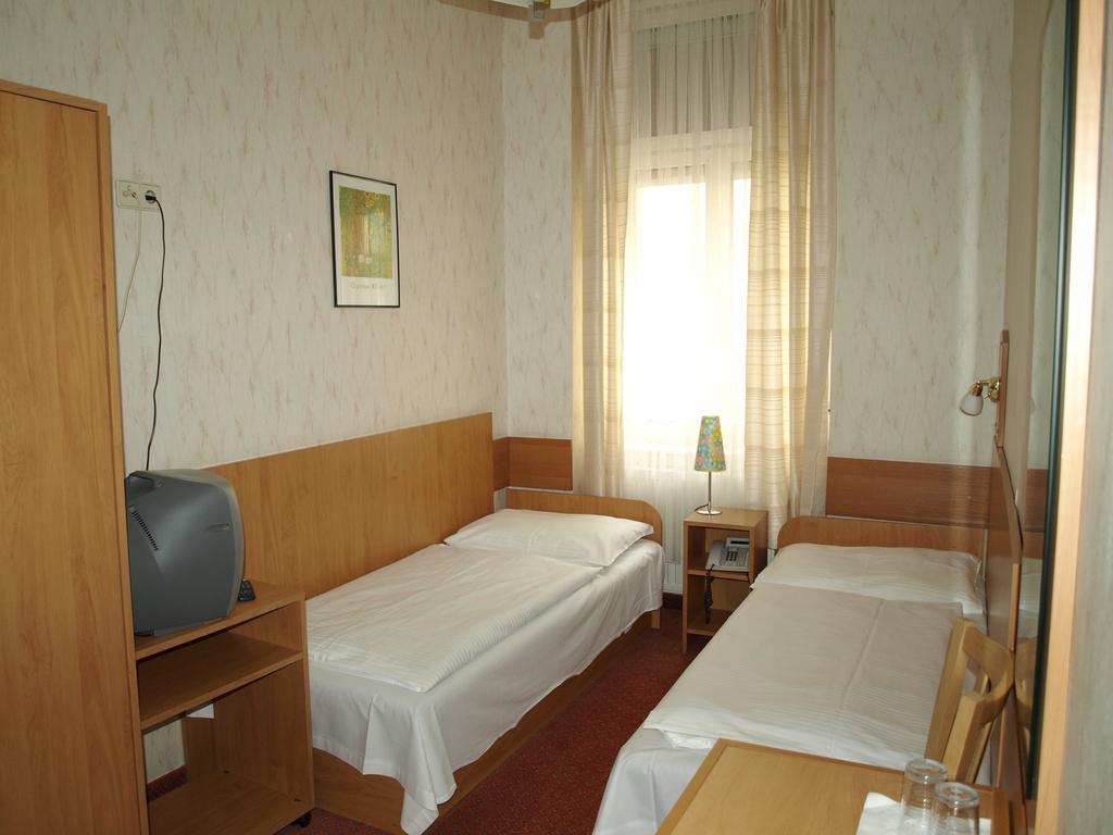 Hotel Stalehner Bécs Szoba fotó
